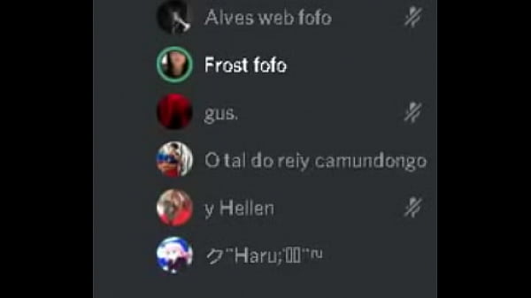 Ela gemeu pro gus e companhia sem dó