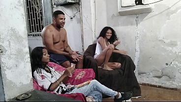 Download Video - Ofereci dinheiro e comi o cu da minhas 2 enteadas&period;