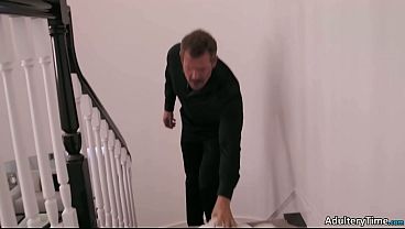Nanny Kylie Rocket Seduces Married Man Jason Sarcinelli In Shower