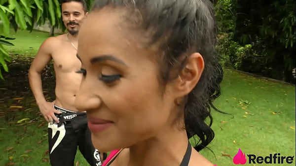Naughty perva Niara Pessanha asked for a private lesson and did DP in the middle of the park!