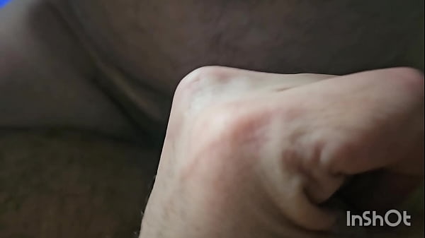 Dando para o visinho puto.