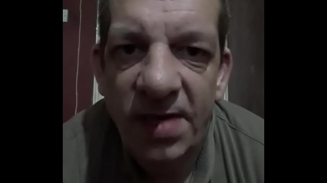 Mark Wright, un hombre bisexual y gay, tiene un mensaje para todos ustedes: "No me voy a ir y nunca se librarán de mí". (4 votos negativos, imbéciles).
                   gay gay amateur bisexual gay real amateur homemade video homemade pissing device love the taste of piss message to the haters of my videos im not going anywhere more pissing and swallowing for the haters out the i will never stop i am a piss lover and no one will ever stop me haters expect more videos from me im mark wright and i am not ashamed of who i am if you do not like then why watch real amateur bisexual gay male no one will stop me hate or not piss swallowing for the haters watching im going to swallow even more piss for you to view i am never going to stop filming myself for you real piss swallower and always will be muchos negros