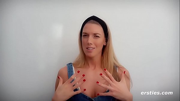 Download Video - Leggy Lana Sexy Close Up Masturbation