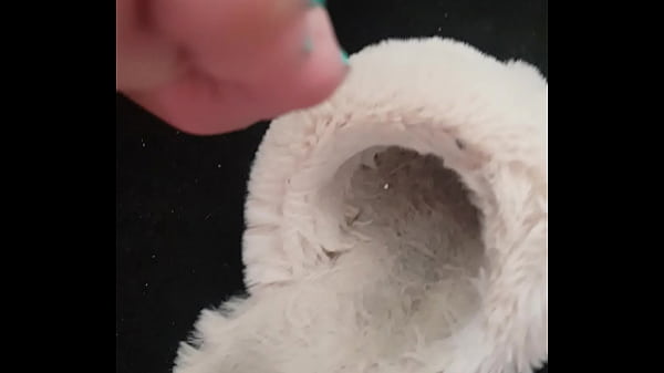  Slipper Fetish Video 1