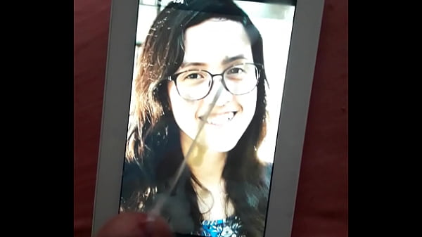 Nerdy asian teen fan Ariel gets a huge facial c...