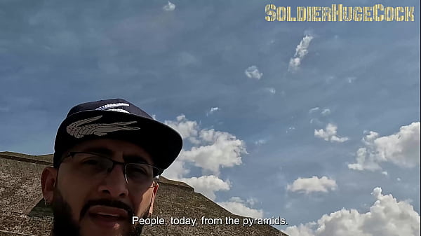 We found a girl abandoned in the pyramids and we decided to take her to her hotel, in gratitude she sucks all of our dicks