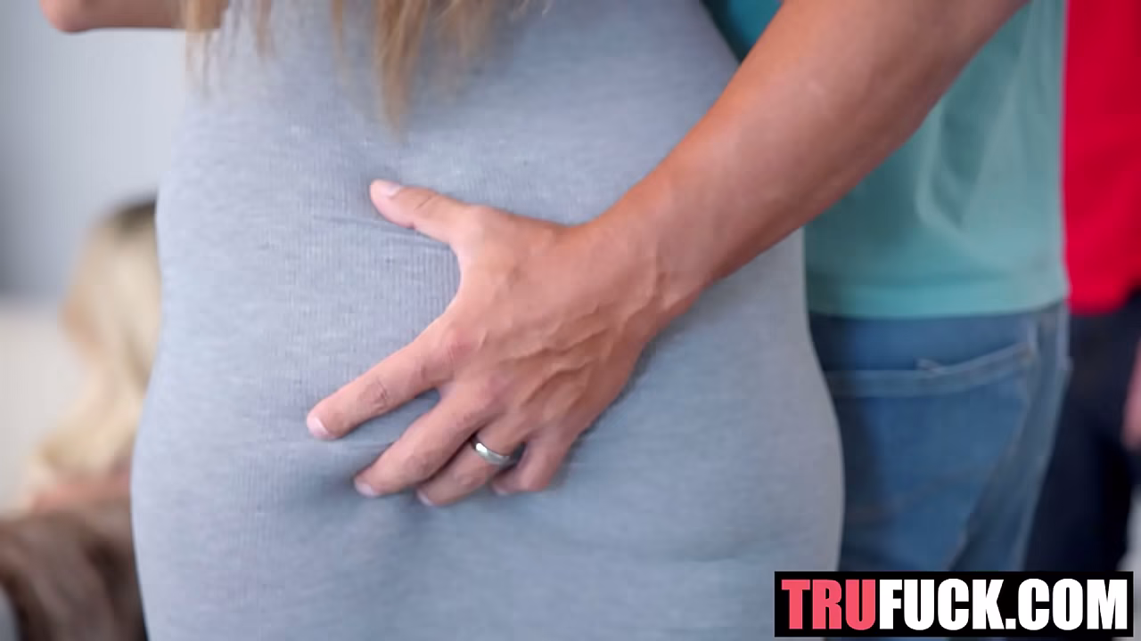 Cant Stop Touching Her Pussy Britt Blair, Gunnar Bishop, Koda Monroe, Richard Glaze