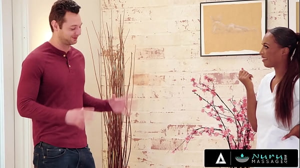 Download Video - NURU MASSAGE - Stacked Ebony Goddess Has The Ride Of Her Life