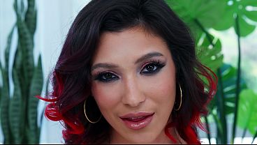 Brooklyn Gray Throat Fucked Featuring Hollywood Cash, Jonni Darkko, Scotty P