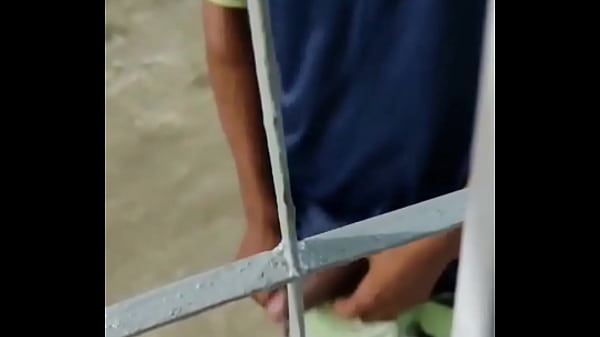 Download Video - Mavambo novinho do pauz&atilde;o gostoso adora ser mamado at&eacute; gozar