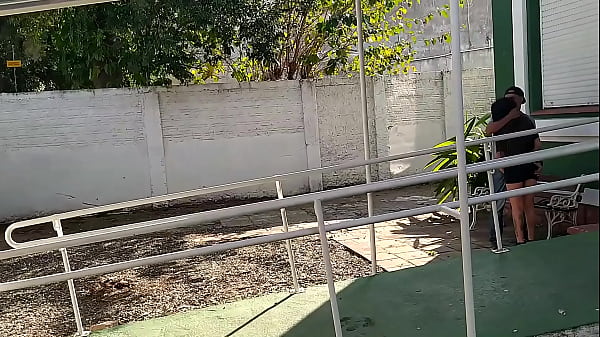 Suruba com minha esposa e amigo