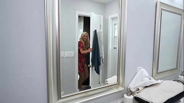 Lunching on Stepmom’s Ass