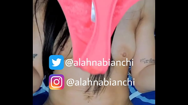 Se Masturber Et Il A Enlevé Ma Culotte Pour Plus De Plaisir