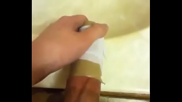 Download Video - Fucking a toilet paper roll