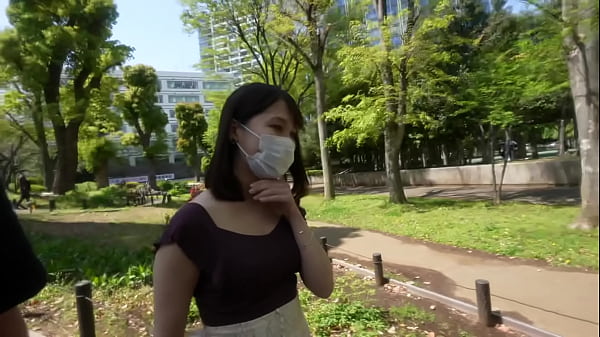 "Mask de real amateur" beautiful apparel clerk "betrays boyfriend", squirting with electric massager, sexually curious beauty, creampie seeding, "personal photography" original 149th person