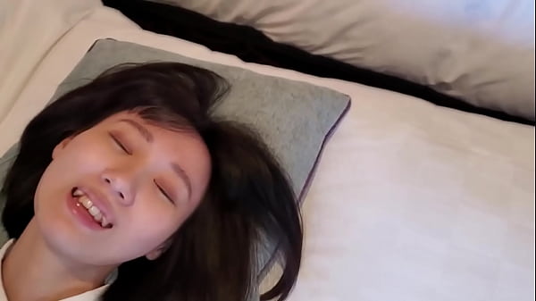 Download Video - 私立お嬢様学校に通う正統派美女。