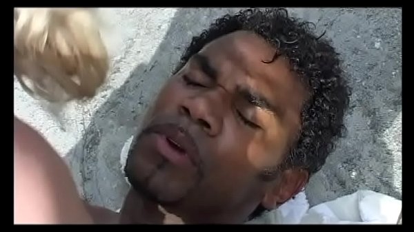 Italians like dark black (Full Movies)