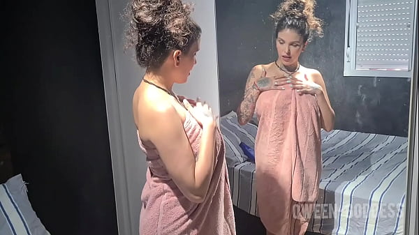 hot teen candid shower cam