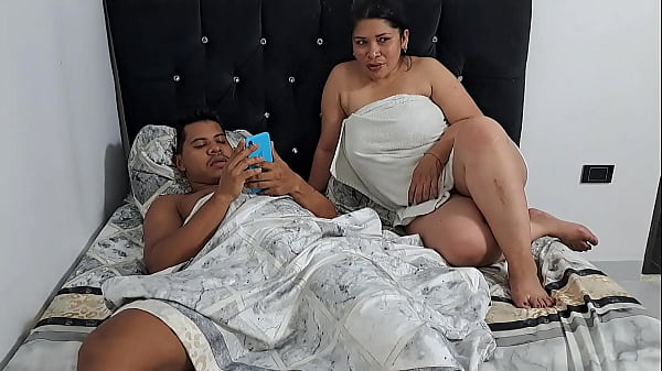 Download Video - Stepson fulfills his fantasy of having sex with his stepmother