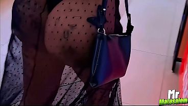 Download Video - Ser&aacute; que vou Foder Com essas del&iacute;cias de quatro com a janela aberta hoje&quest;&comma; adrenalina pura&period;