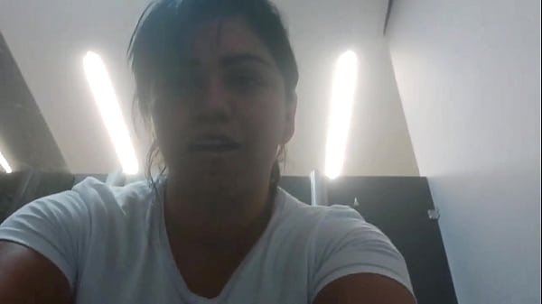 I went out without panties to work out, the personal trainer smelled my sweaty pussy, took me to the bathroom and filled my pussy with cum