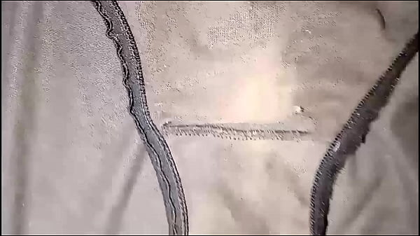 Que rico oler calzones sucios con fluidos y mas...