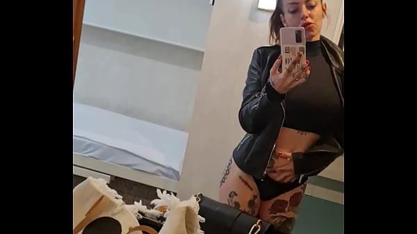 Apres deux jours de folie ,me voilà de retour a la maison mes avant cela une ...