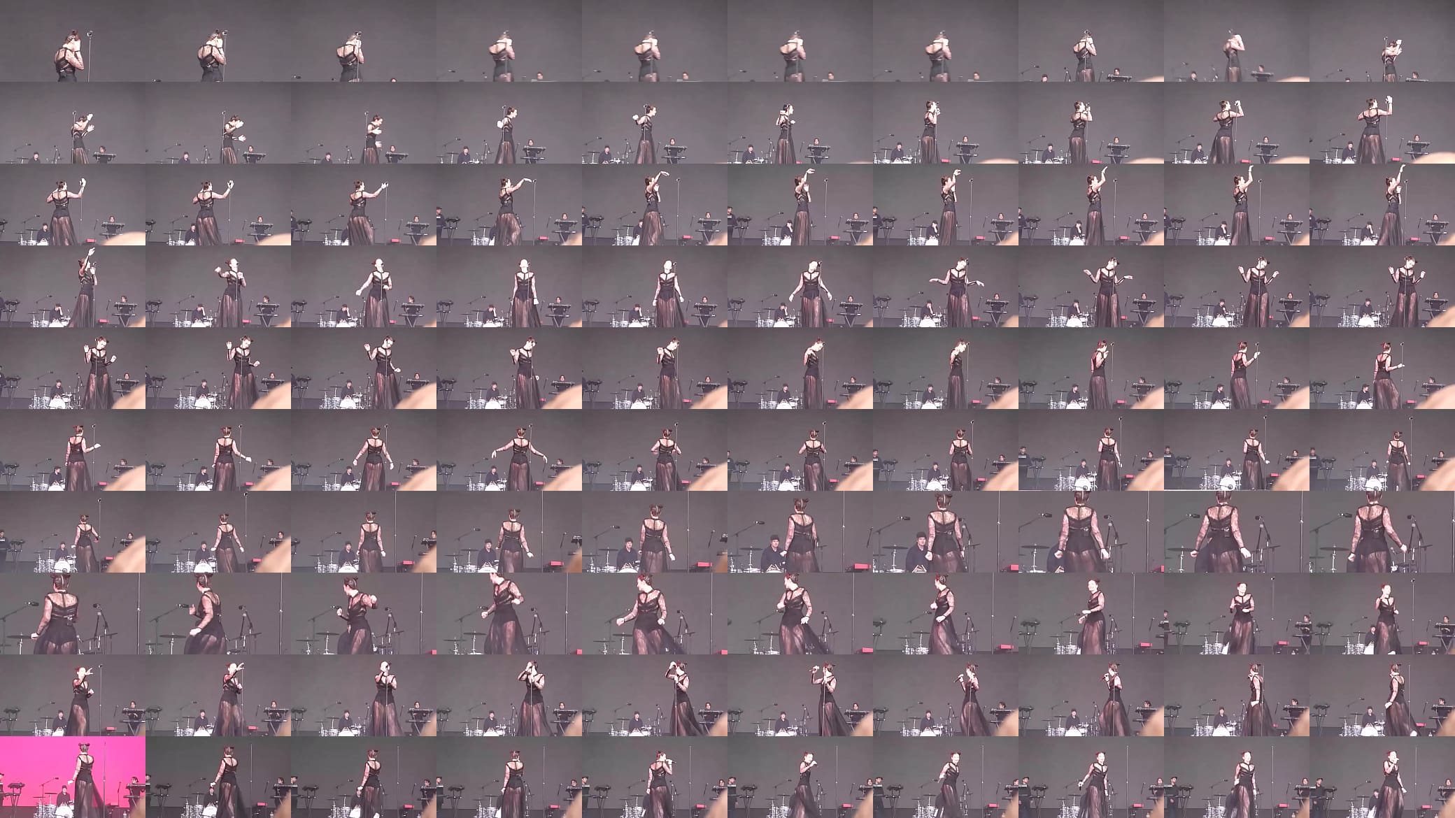 Who is this thicc white girl singer artist on stage? 预览图