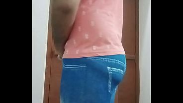 indian gay crossdresser gaurisissy real homemade xxx sex in pink tshirt and blue leggings 