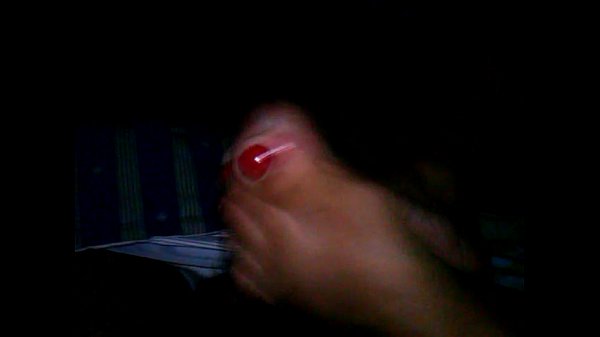 thumb feet