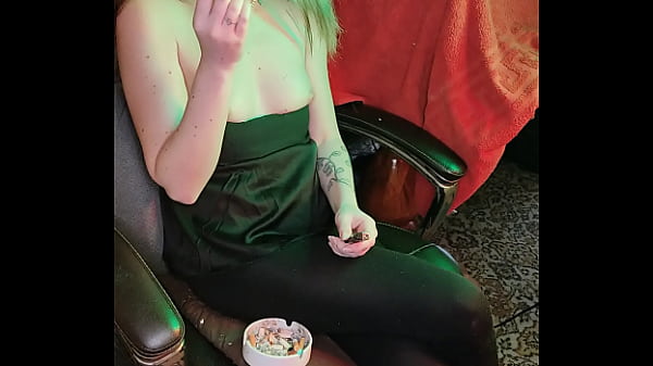 I gave my stepsister a smoke, but the rule is without a bra