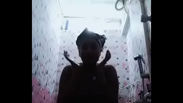 Swathi naidu sexy and nude bath part-5 Thumbnail