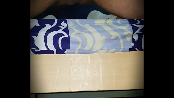 Really fast wanking and shot a big load of sperm