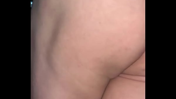 Marcher À Travers La Forêt