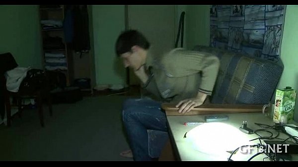 Chick spreads long legs