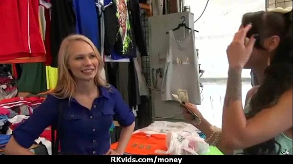 Amateur hottie takes cash for public sex 2