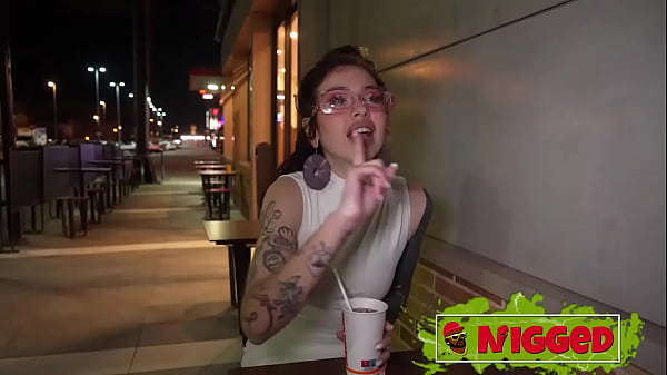 FORKED tongue and ASS open. We debut the little one to Fedora Morelli!