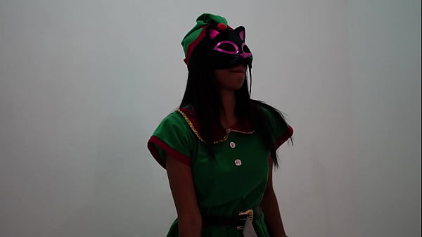 delicious sexy brunette is eager to have an intense sexual fantasy