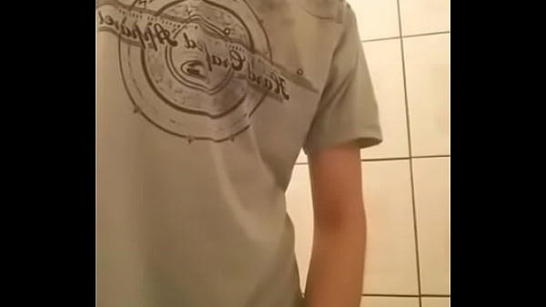 Download Video - Mostrou o pau pra mim no facebook - PARTE 1