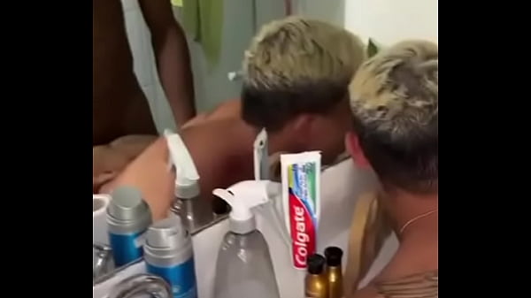 Dando pro Mascarado putao de 4 em cima do vazo CompletoApoio mavambosrjrj