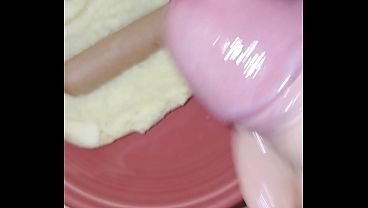 Hotdog! Get your hotdog!