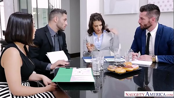 Keisha Grey's big tits get a raise - Naughty America