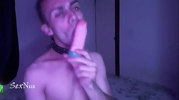 Download Video - As&iacute; te lo quiero mamar bien rico por la boca