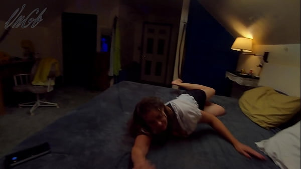 Ginger B The Bar Maid Who Likes My Tip (outfit check music video )