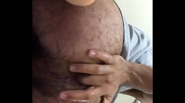 Download Video - Macho de rabo peludo querendo pica