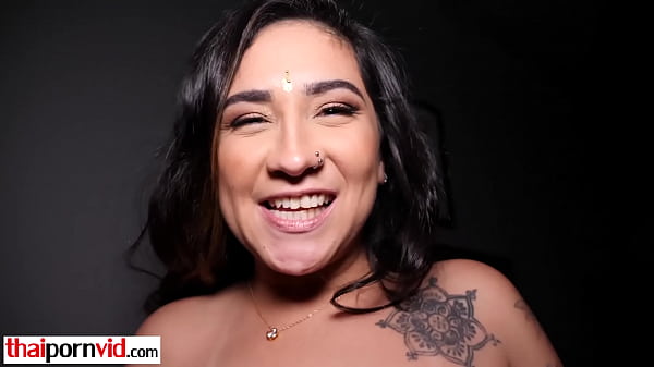 Anal addict amateur Brazilian slut Sumaya Ganesha fucked in doggystyle
