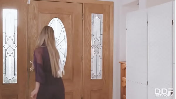 Squirting Milf Fucked Balls Deep