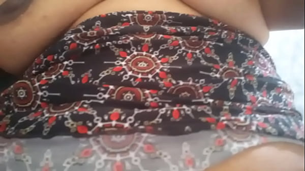 &iexcl;&iexcl;QUIERE SER FAMOSA!! COLEGIALA QUIERE JUGAR CO...