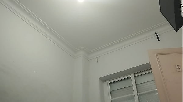 He masturbated in girlfriend bed