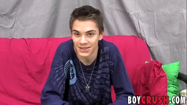 Download Video - Twink Thomas Cooper strokes dick after getting interviewed